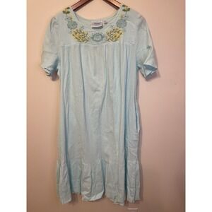 National house dress Muumuu xl Light Blue W/floral Embroidery‎